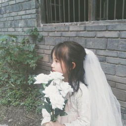 童瑶穿了20年前的古董礼服